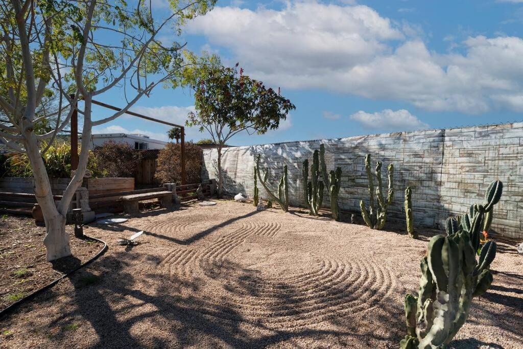 The Hummingbird House, Sauna & Mountain Views! Phoenix Luaran gambar