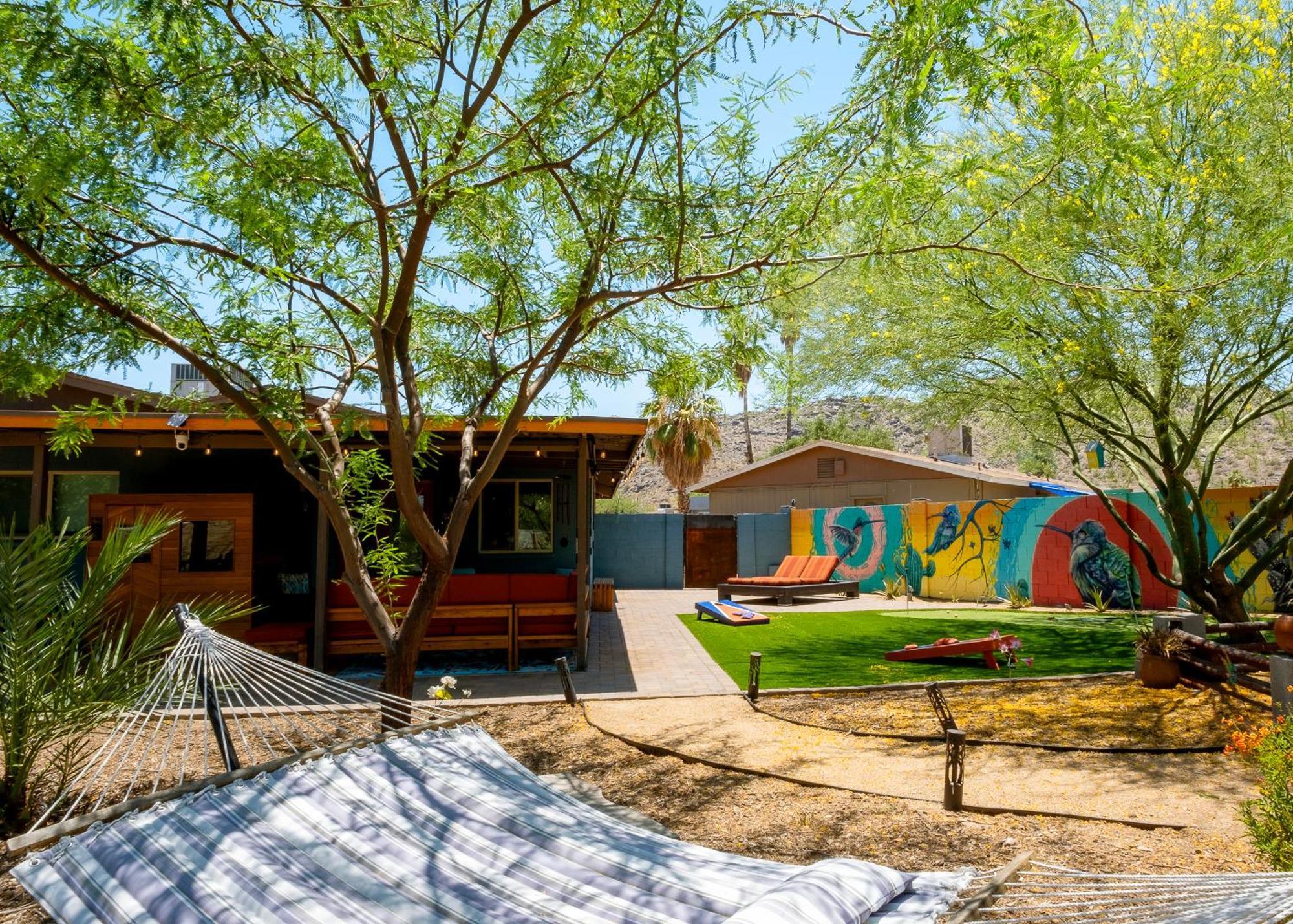 The Hummingbird House, Sauna & Mountain Views! Phoenix Luaran gambar